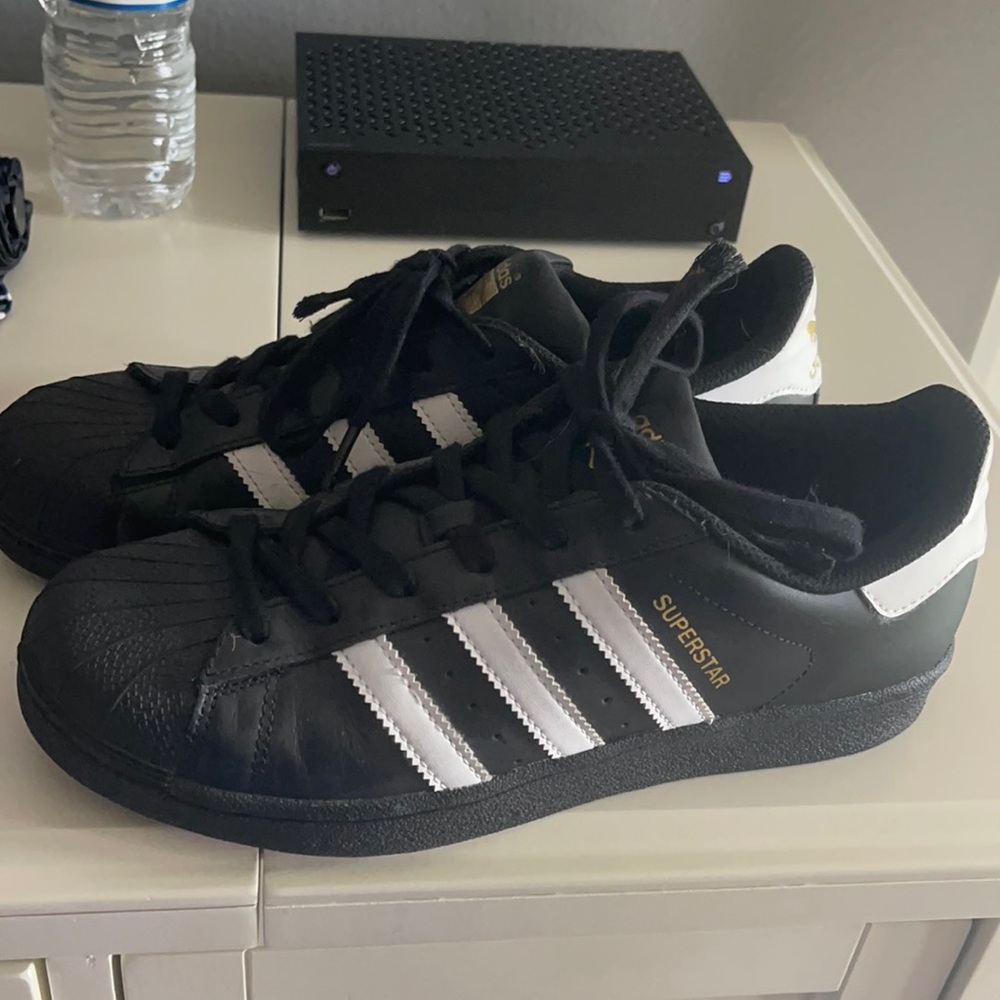 Adidas superstars black and white size 8